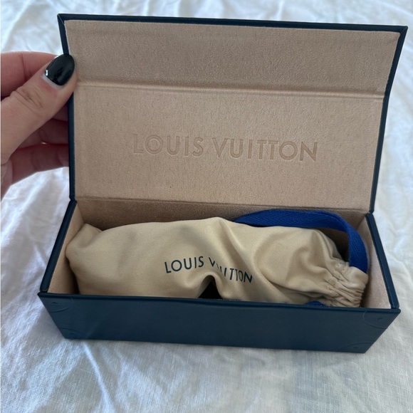 LOUIS VUITTON Rainbow Silveryone Metal Clockwise Monogram Sunglasses - Z1595W - Picture 9 of 9